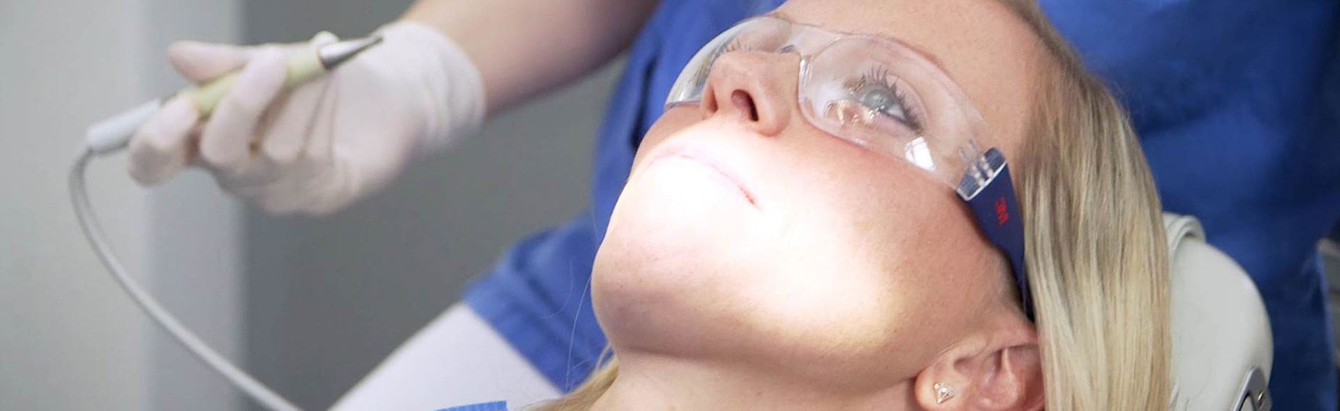 header_Zahnreinigung